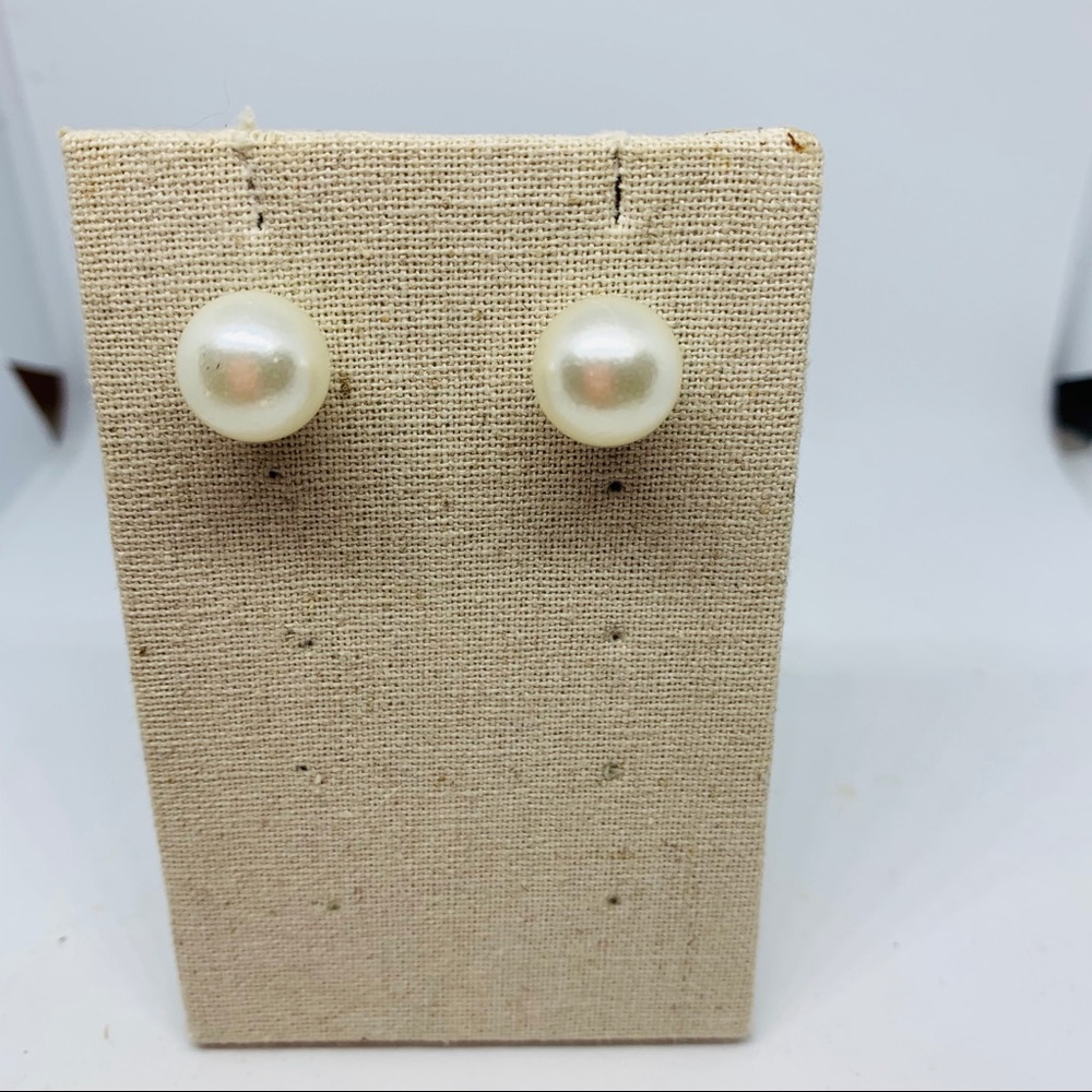 Large faux pearl earrings pierced